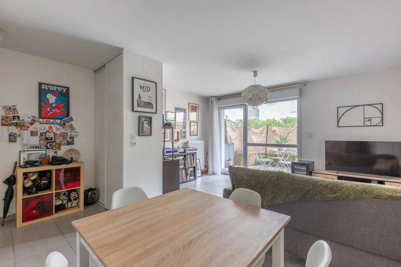 Appartement - 49 m² - 2 pièces