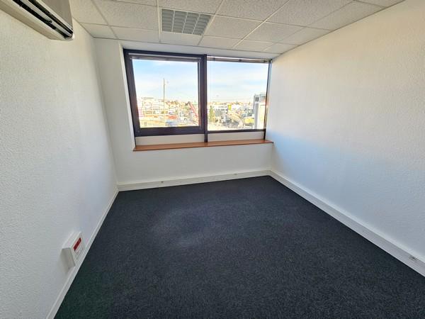 Bureau - 274 m²