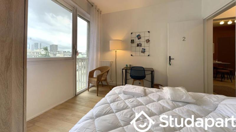 Chambre - 11 m² - 1 pièce