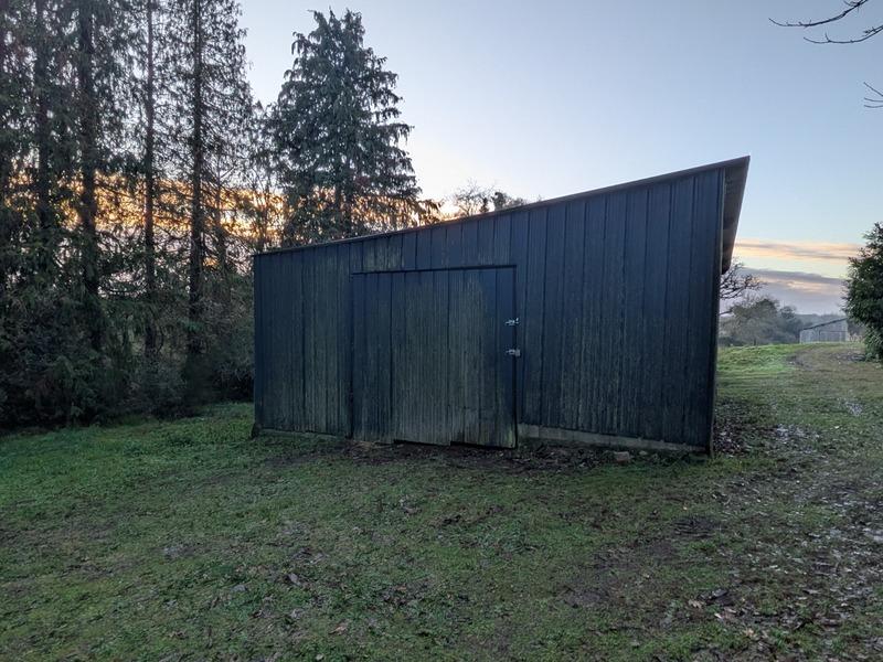 Propriété - 150 m² - 8 pièces