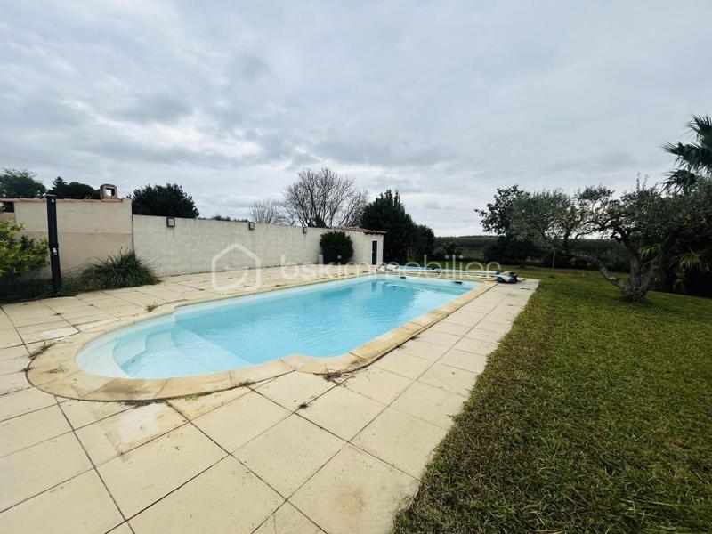 Maison - 96 m² - 4 pièces