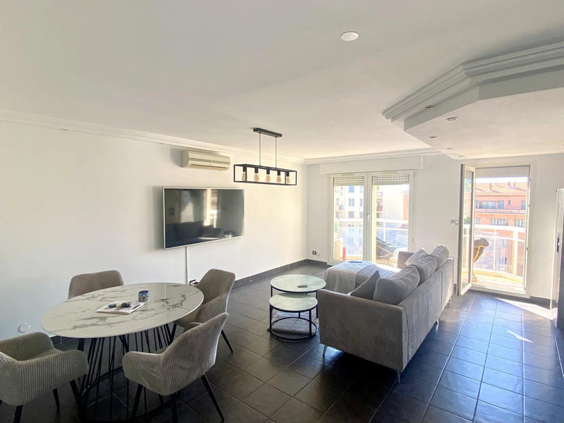 Appartement - 80 m² - 3 pièces