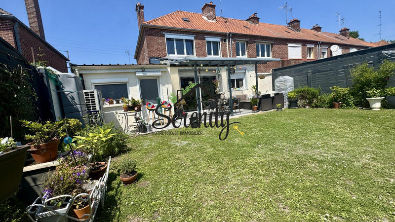 Maison - 100 m² - 6 pièces