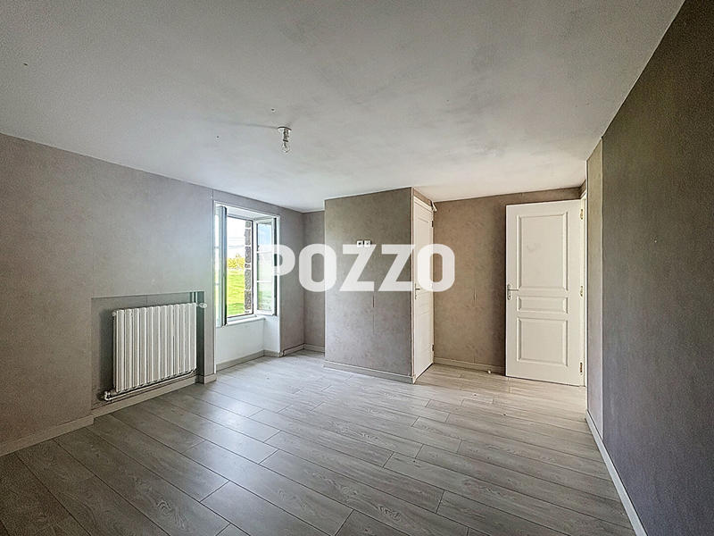 Maison - 97 m² - 5 pièces