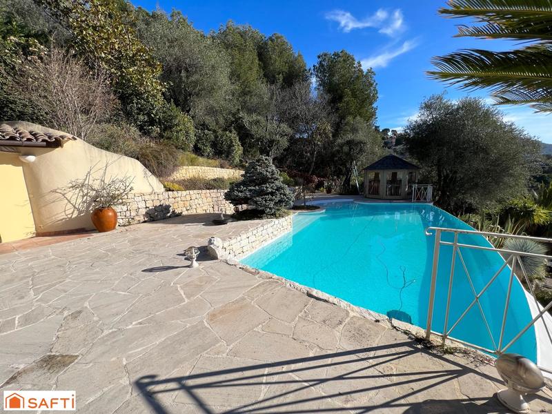 Maison de maîtres - 386 m² - 10 pièces