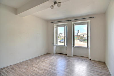 Maison de village - 70 m² - 3 pièces