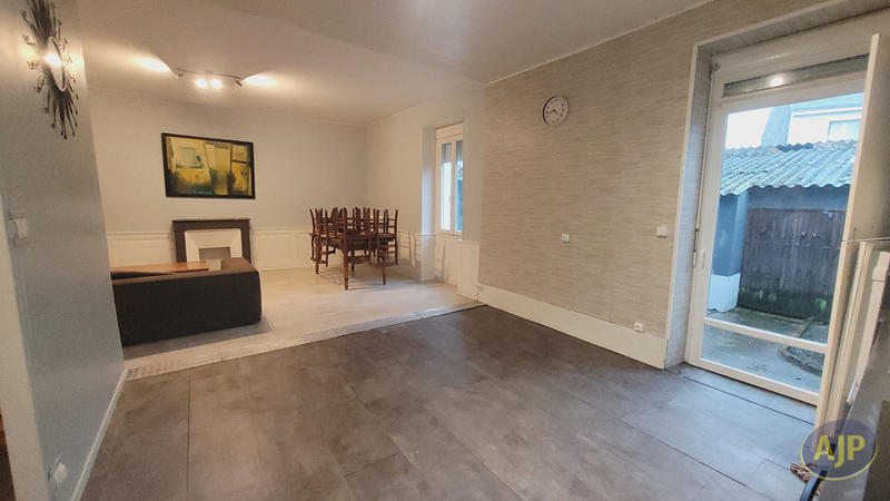 Maison - 138 m² - 5 pièces