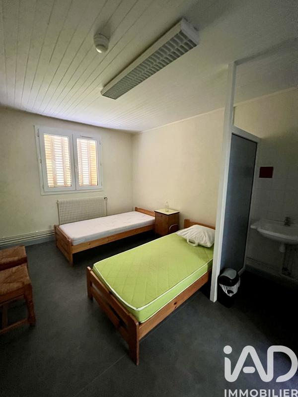 Maison - 550 m² - 15 pièces