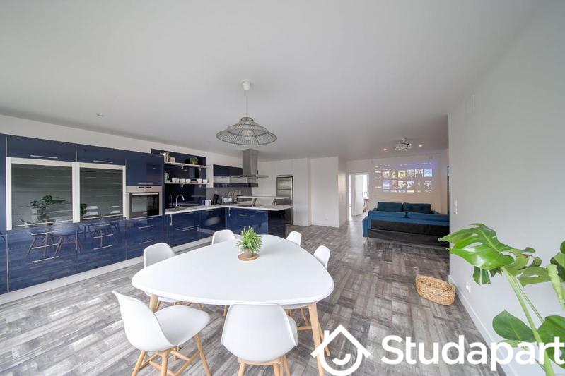 Chambre - 12 m² - 1 pièce