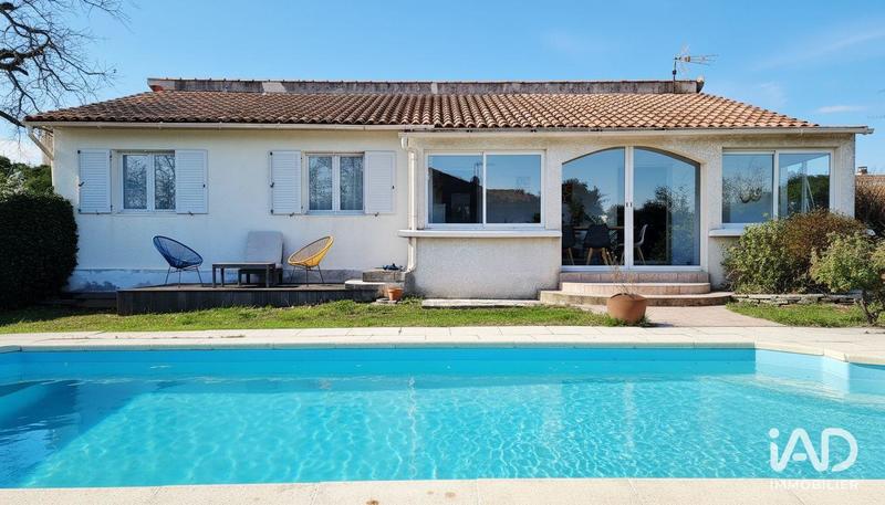 Maison - 90 m² - 5 pièces