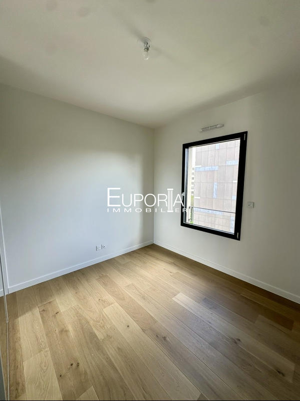 Appartement - 127 m² - 4 pièces