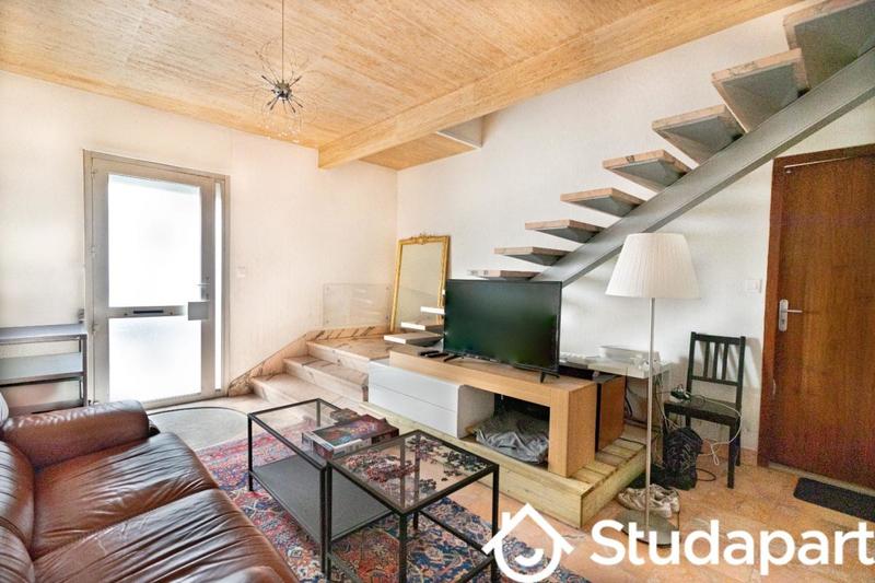 Chambre - 15 m² - 1 pièce