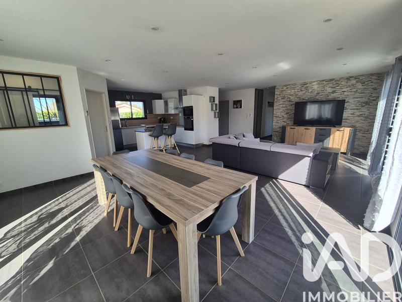 Maison - 177 m² - 6 pièces