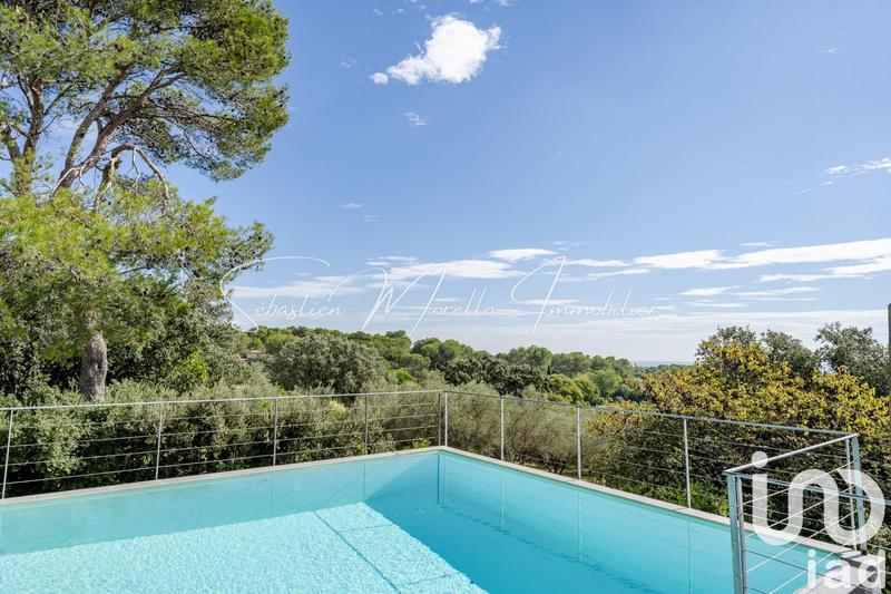 Maison de maîtres - 225 m² - 7 pièces