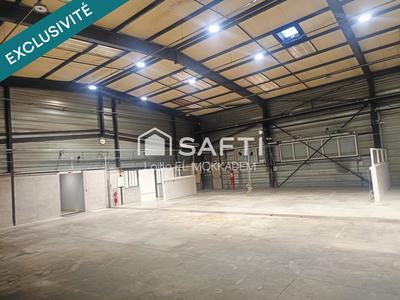 Local commercial - 723 m² - 8 pièces