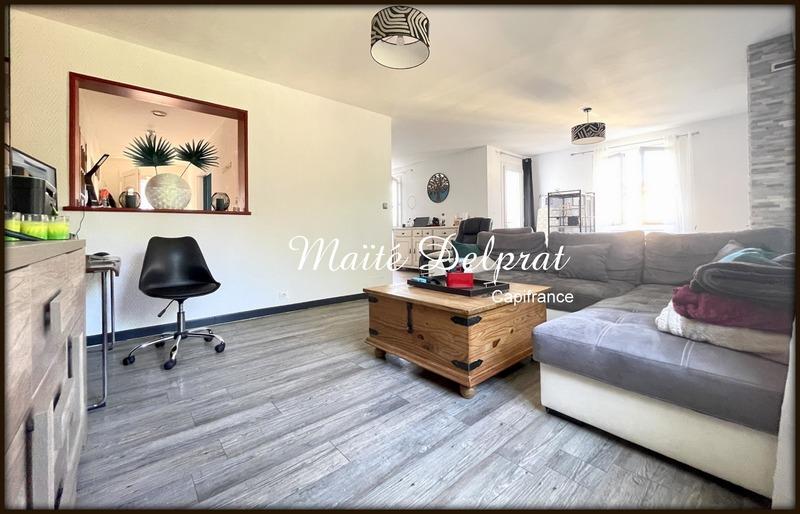 Maison - 218 m² - 10 pièces