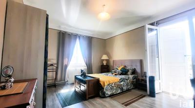 Maison - 175 m² - 6 pièces