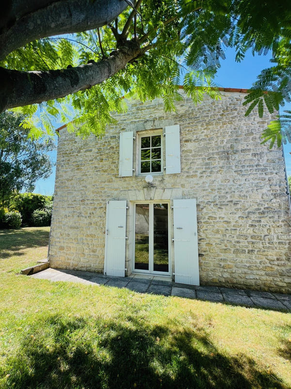 Maison - 190 m² - 8 pièces