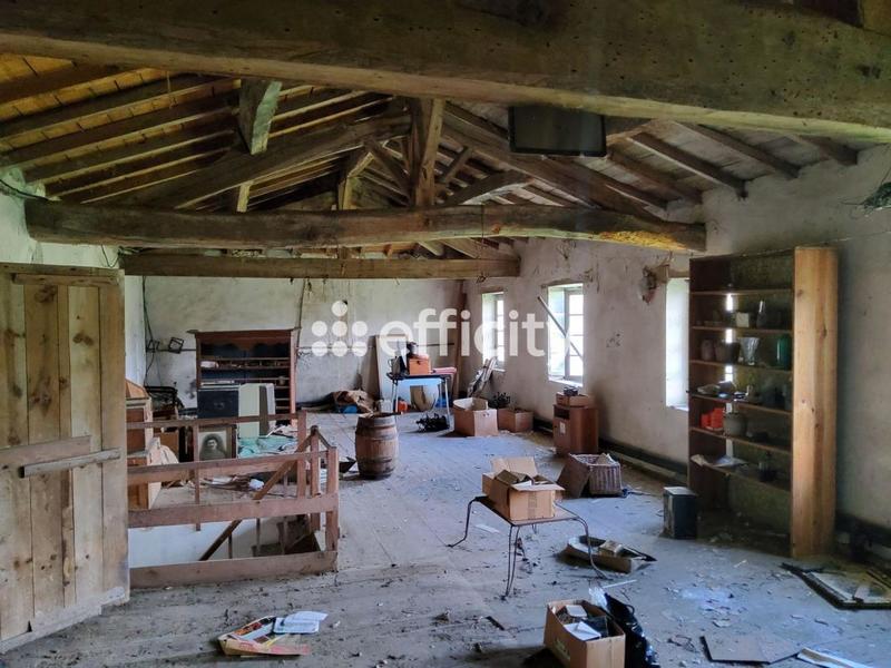 Maison - 230 m² - 5 pièces