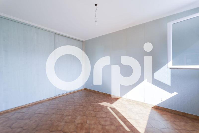 Appartement - 81 m² - 3 pièces