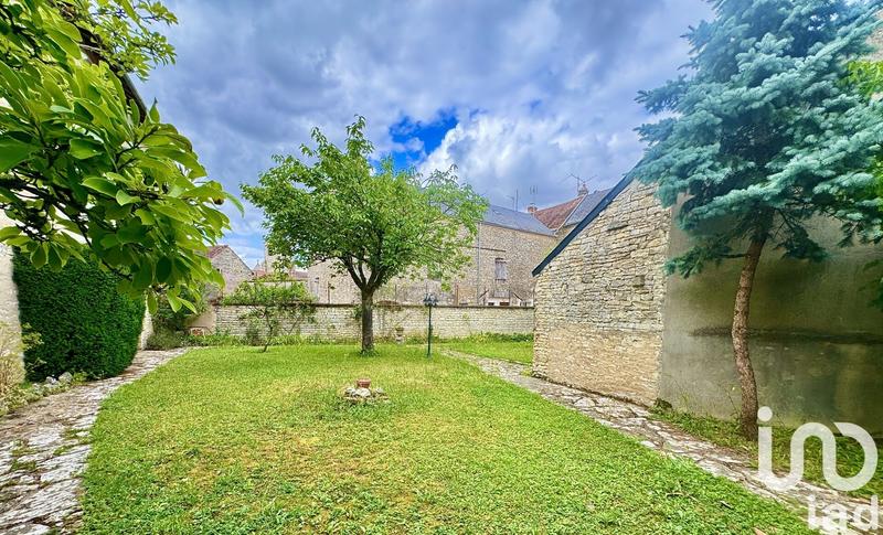 Maison - 182 m² - 10 pièces