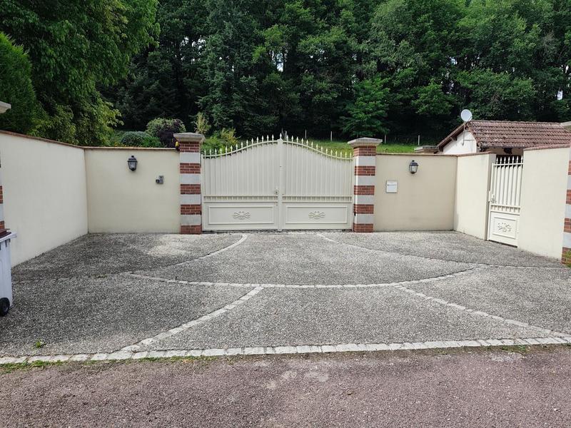 Maison - 177 m² - 6 pièces