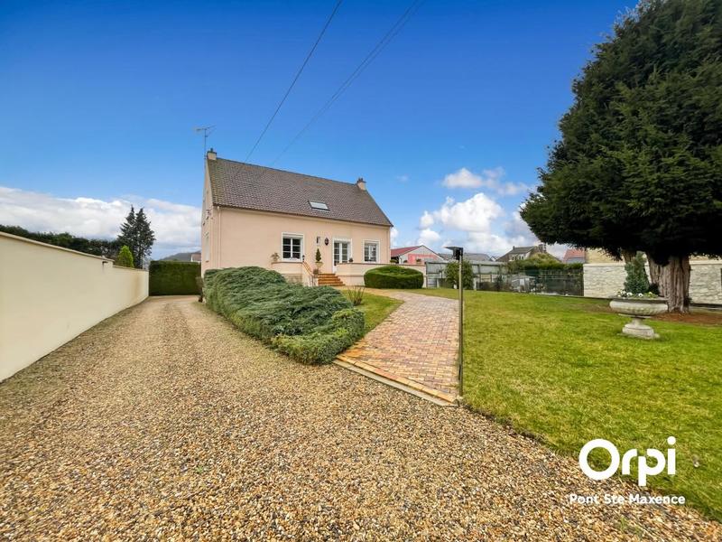 Maison - 160 m² - 6 pièces