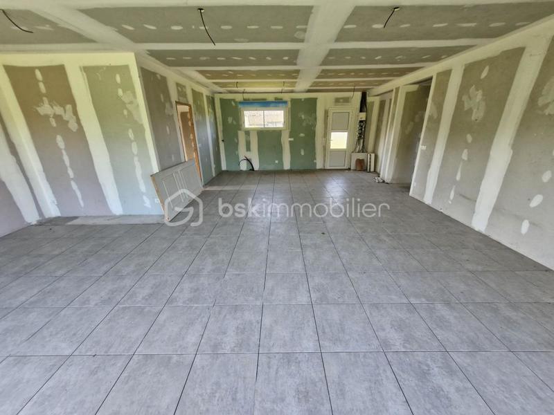 Maison traditionnelle - 100 m² - 4 pièces