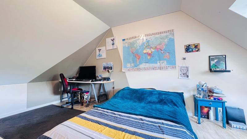 Maison - 107 m² - 5 pièces