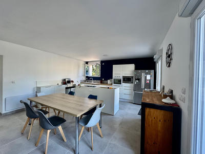 Maison - 122 m² - 5 pièces