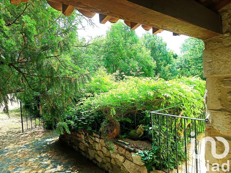 Maison - 340 m² - 9 pièces