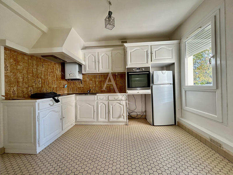 Appartement - 97 m² - 4 pièces