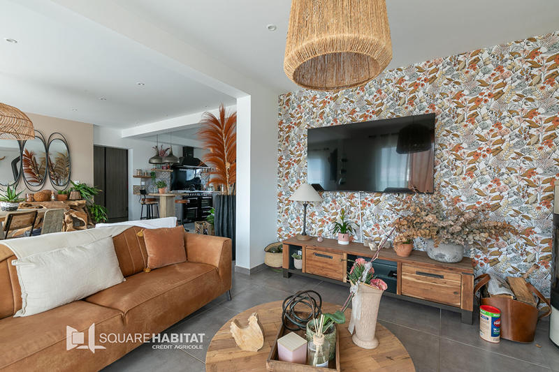 Maison - 137 m² - 6 pièces