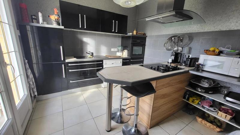 Maison - 107 m² - 4 pièces