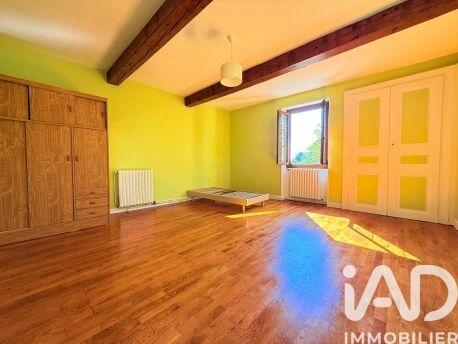 Maison - 182 m² - 6 pièces