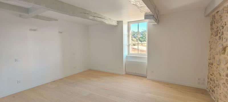 Maison en pierre - 81 m² - 4 pièces