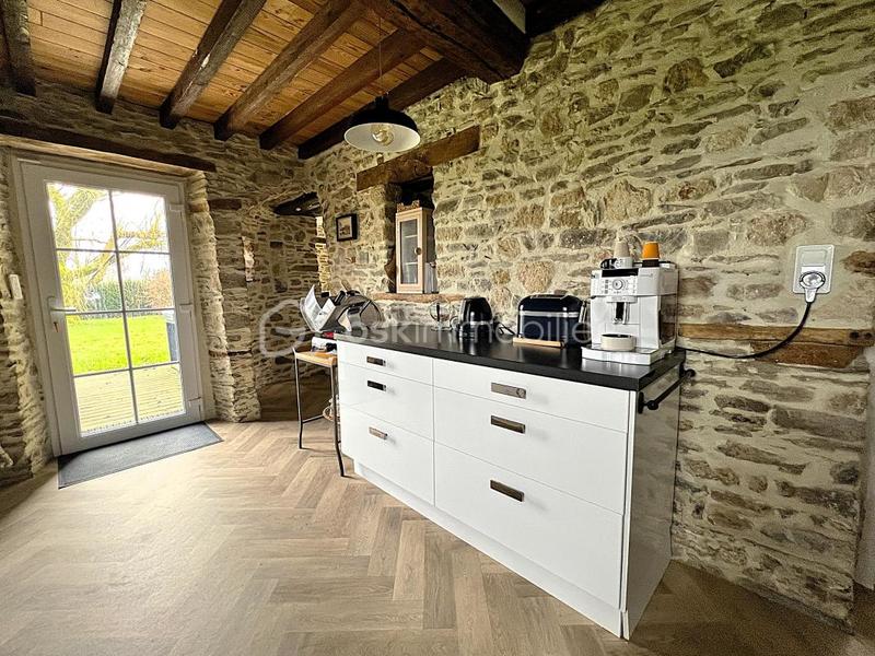 Propriété - 188 m² - 8 pièces