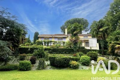 Maison - 158 m² - 6 pièces