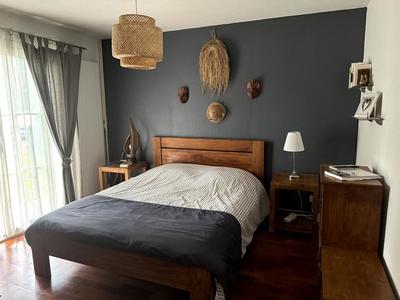 Maison - 219 m² - 6 pièces