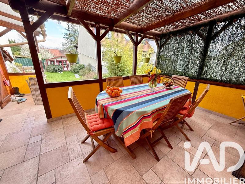 Maison - 111 m² - 6 pièces