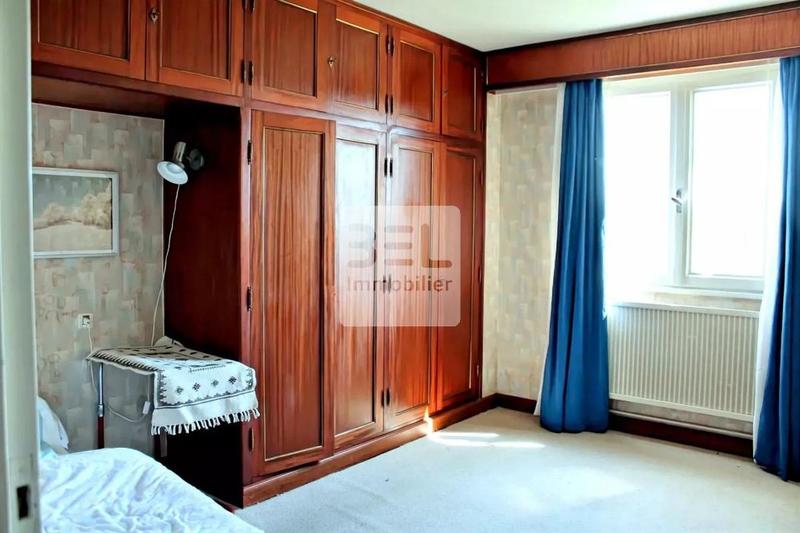 Villa - 228 m² - 10 pièces