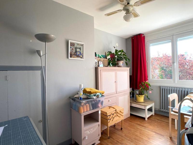 Maison - 94 m² - 6 pièces