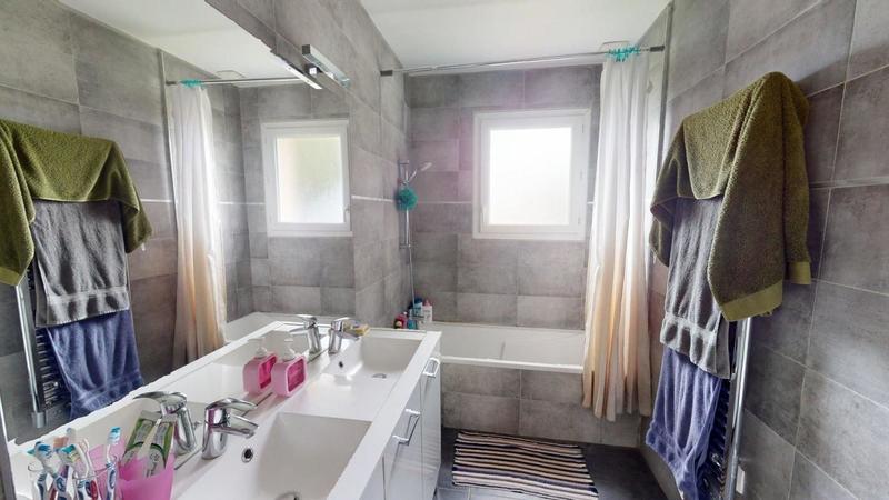 Maison - 166 m² - 5 pièces