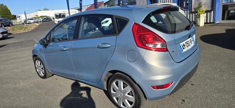 Ford Fiesta 1400tdci 68 Trend distribution remplacé