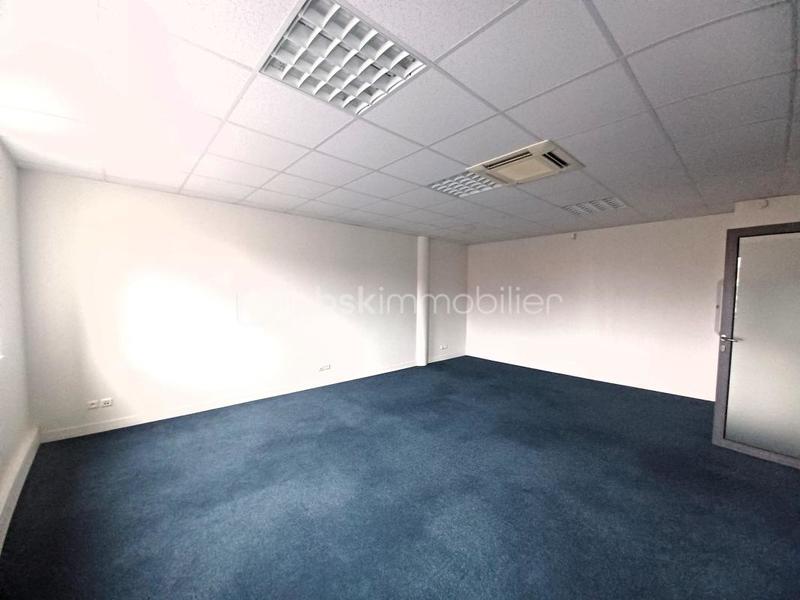 Bureau - 106 m² - 3 pièces