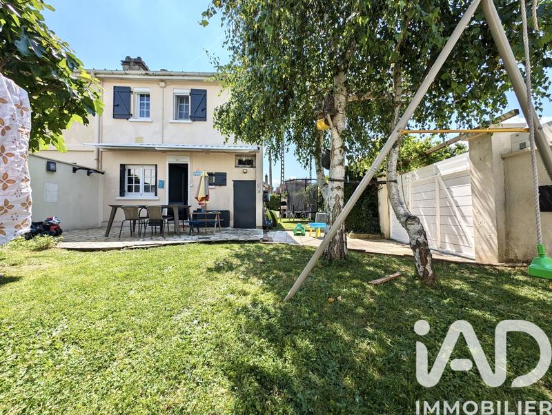 Maison - 64 m² - 4 pièces