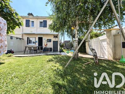 Maison - 64 m² - 4 pièces