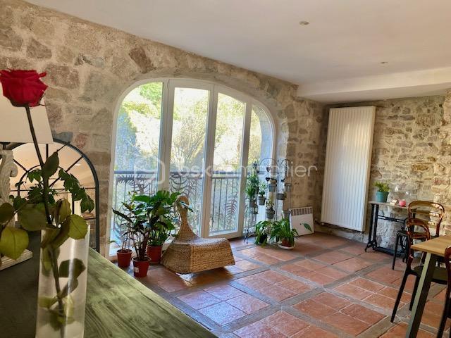 Demeure - 290 m² - 7 pièces