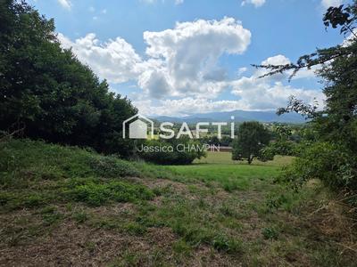 Terrain - 1 800 m²