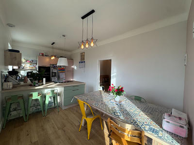 Maison - 187 m² - 7 pièces